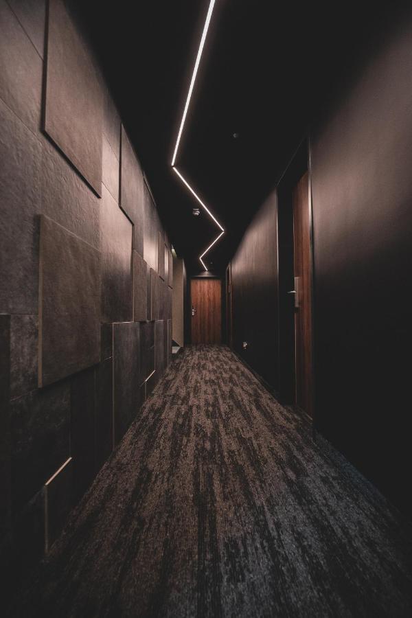 Mediterraneo Luxury Room إسترغوم المظهر الخارجي الصورة